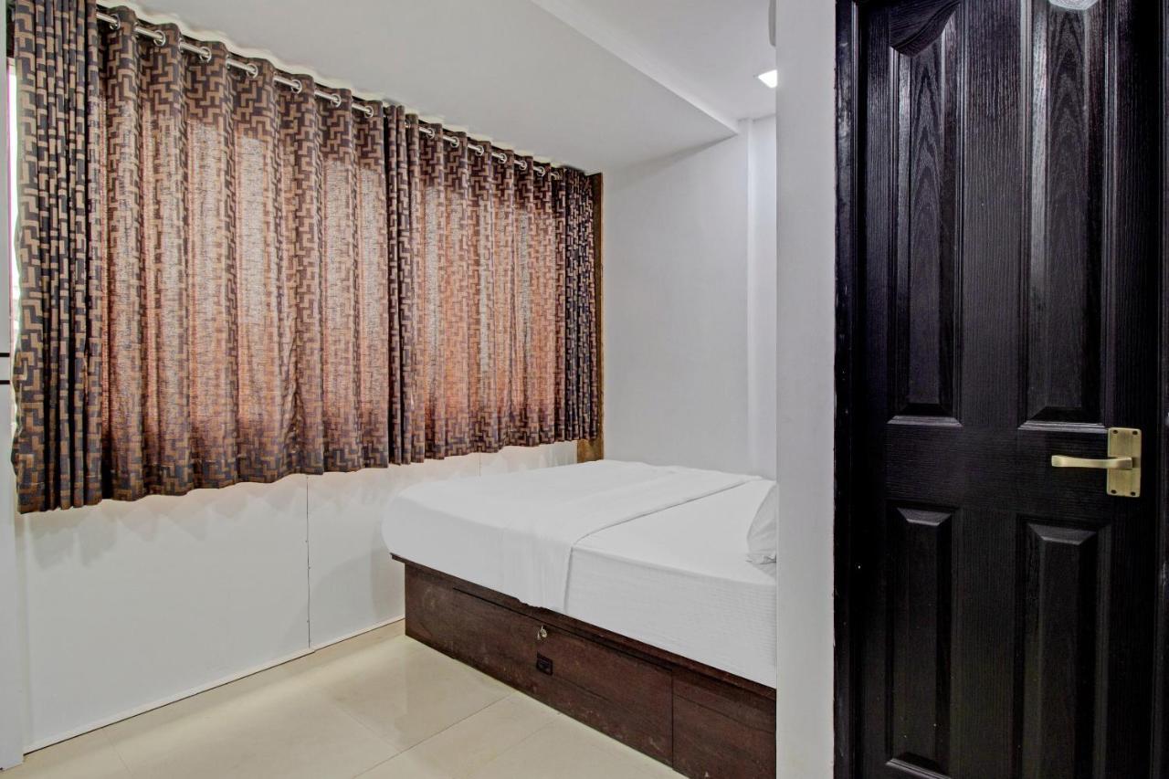 Oyo Flagship 81436 Palace Lodge Mangalore Dış mekan fotoğraf