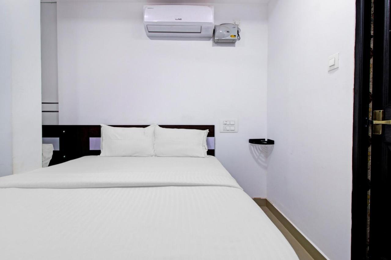 Oyo Flagship 81436 Palace Lodge Mangalore Dış mekan fotoğraf