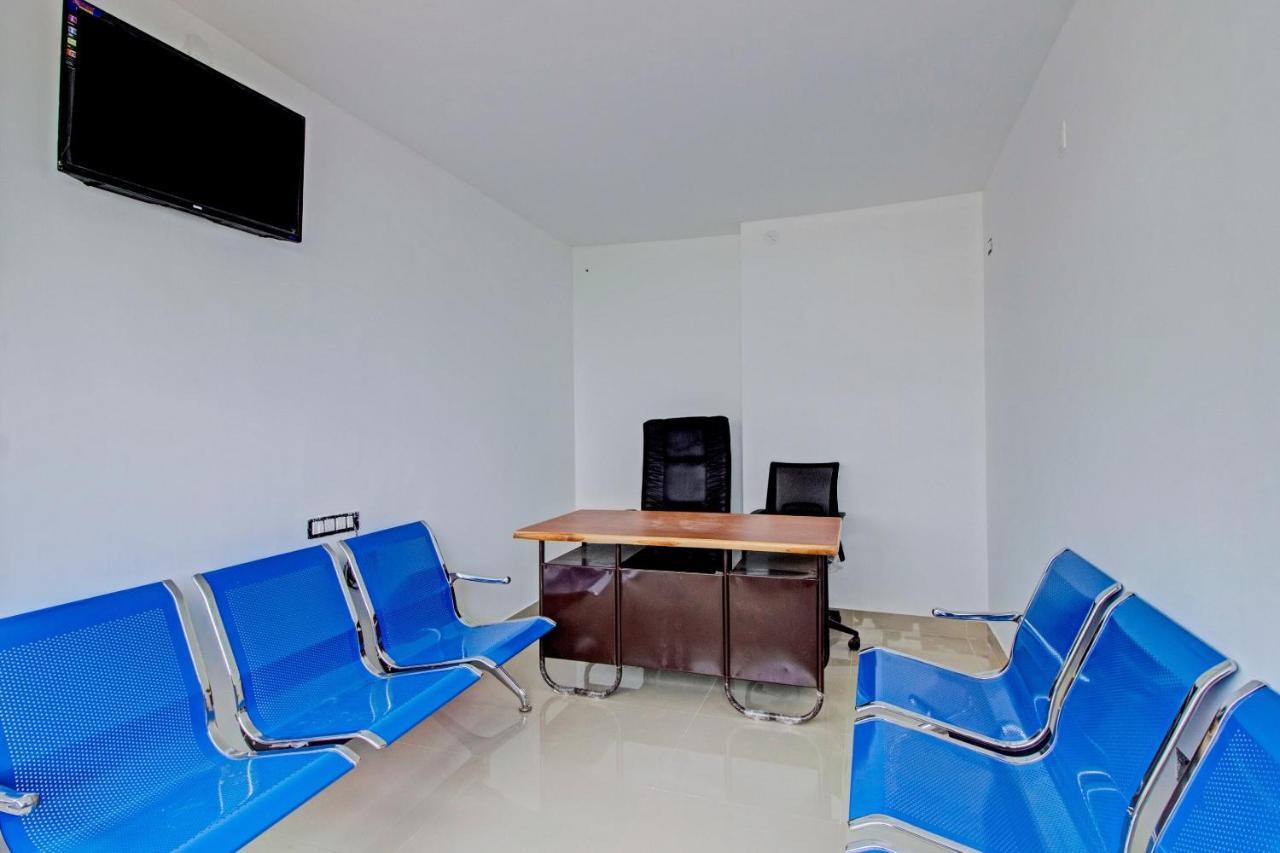 Oyo Flagship 81436 Palace Lodge Mangalore Dış mekan fotoğraf